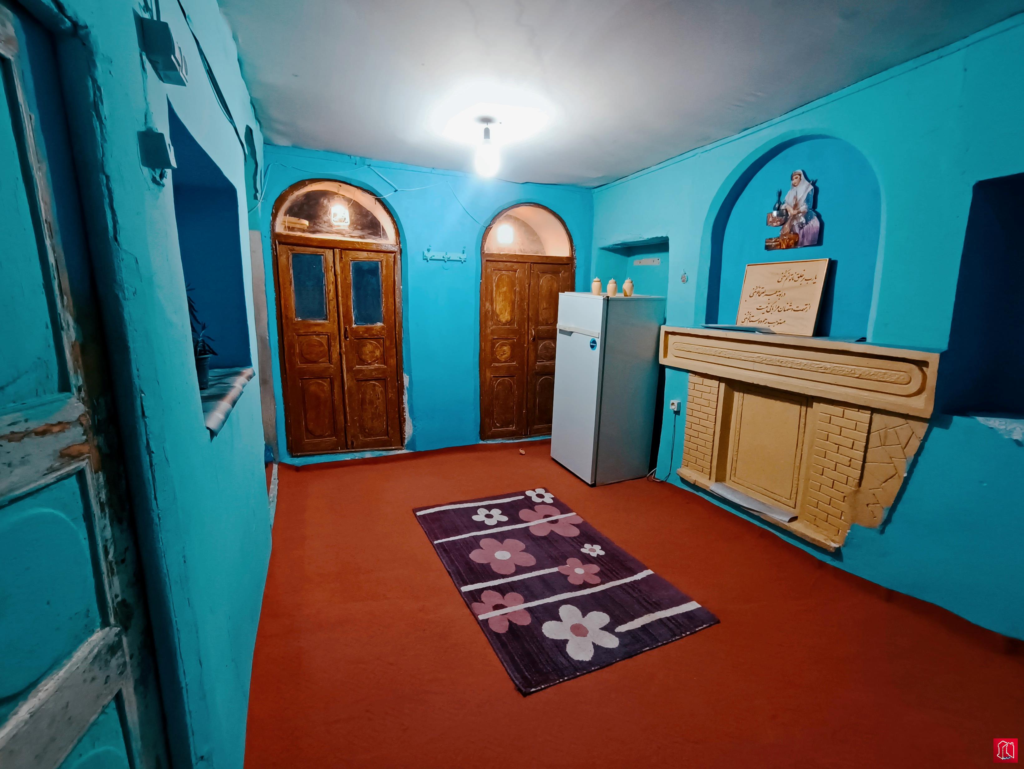 خانه فیروزه ای 