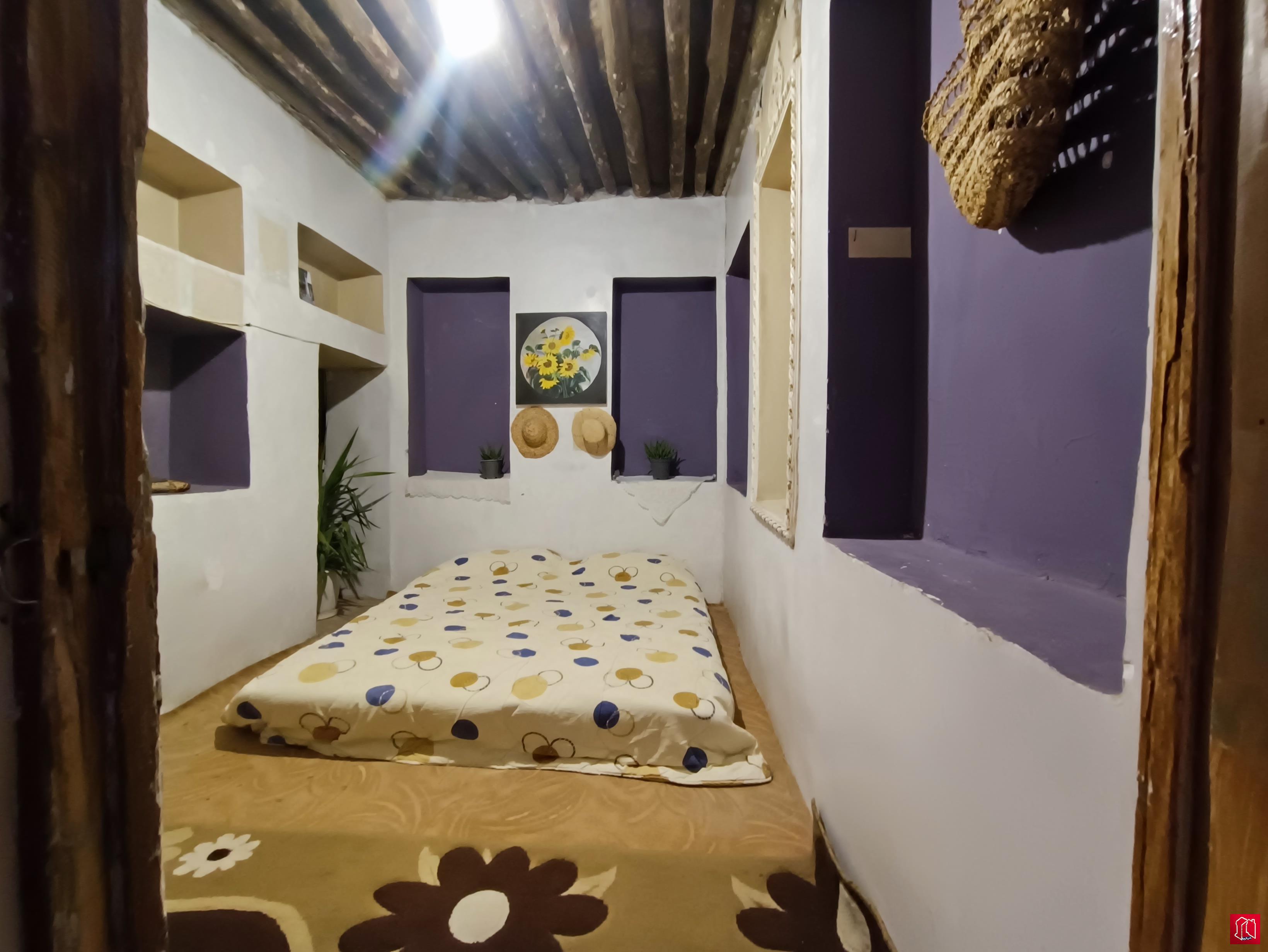 خانه فیروزه ای 